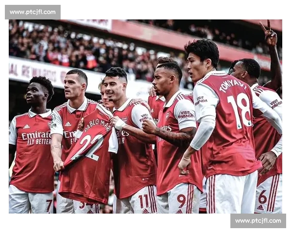 阿森纳官宣帕尔特伊离队！5 年功勋自由身告别，中场重组启动签布伦特福德铁腰